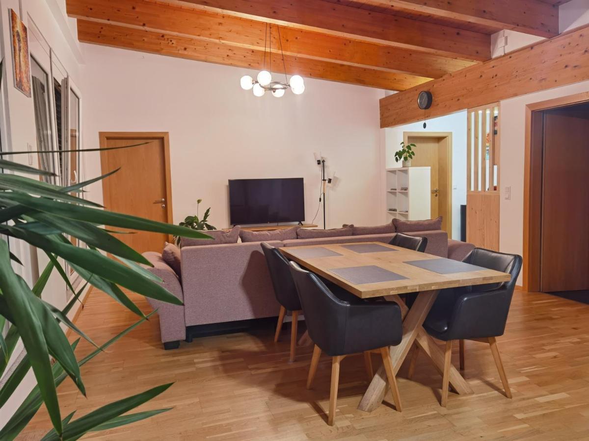 Apartment Beehome *